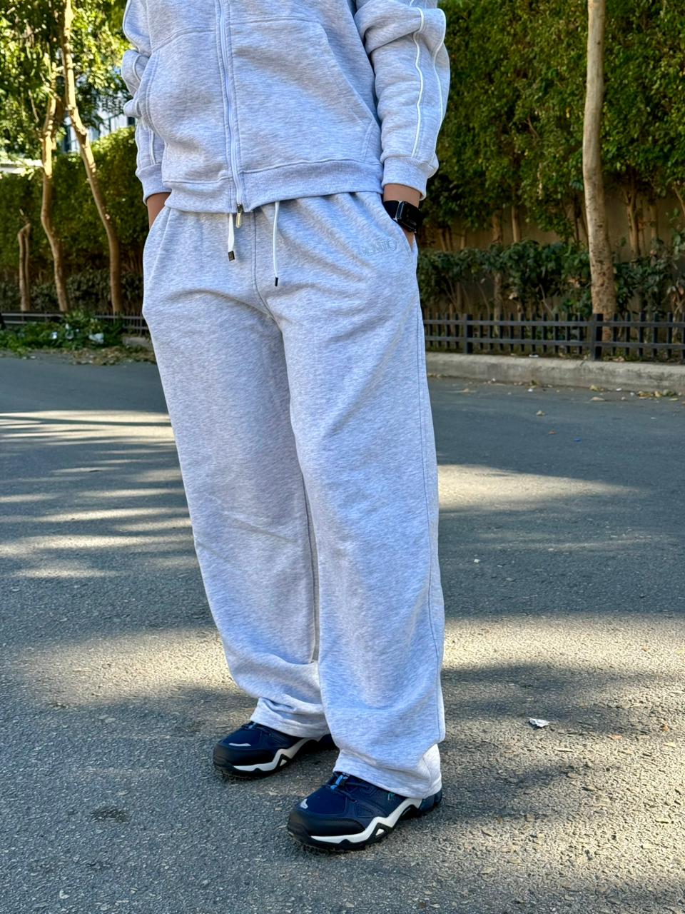 unisex suit (sweat-shirt and wide-leg)(suit)
